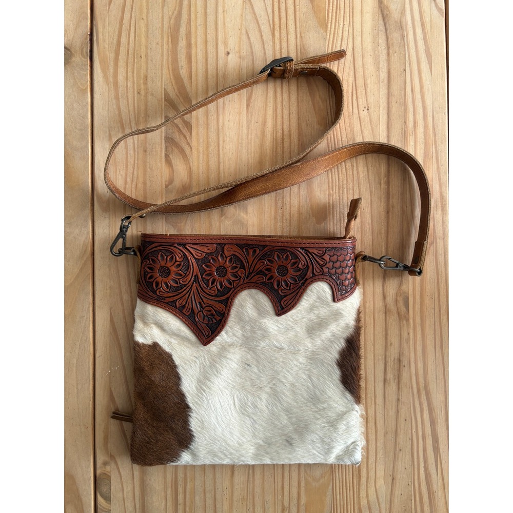 American Darling Crossbody Bag OS Cowhide Tooled Leather Floral Brown White
